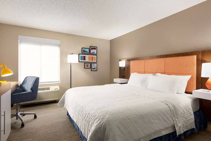 Room 21 of 50