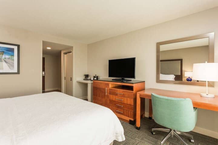 Room 5 of 39