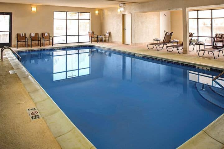 Pool 13 of 27