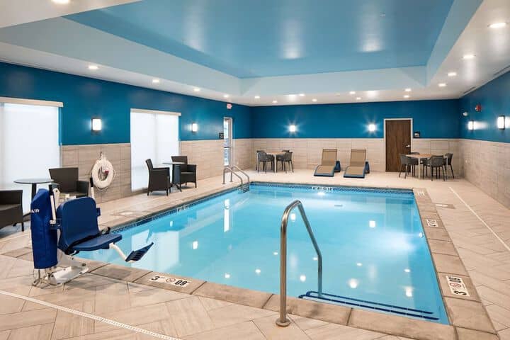 Pool 9 of 14