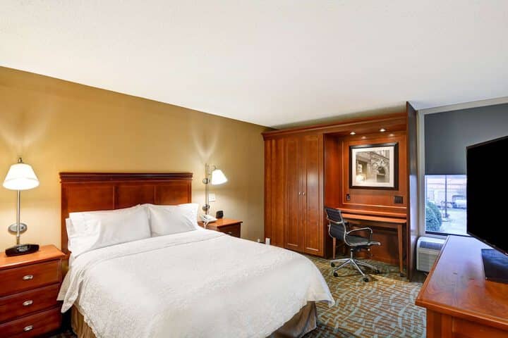 Room 19 of 55