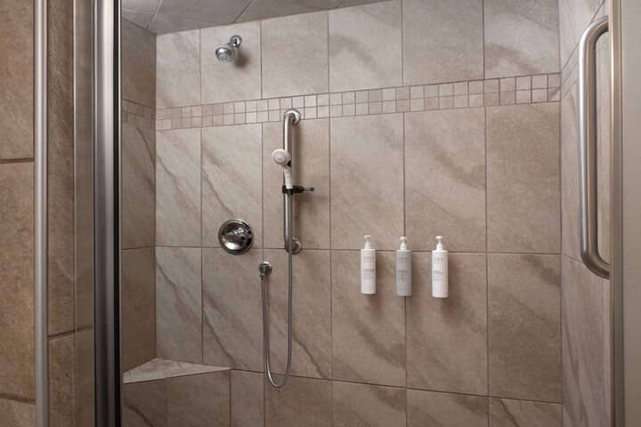 Bathroom shower
