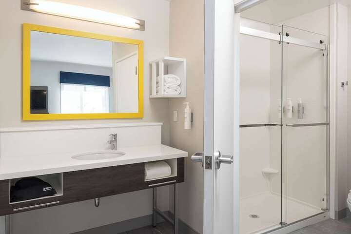 Bathroom shower