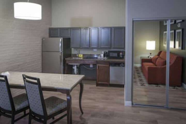 Room 43 of 291