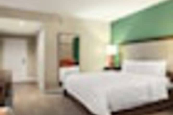 Room 65 of 291