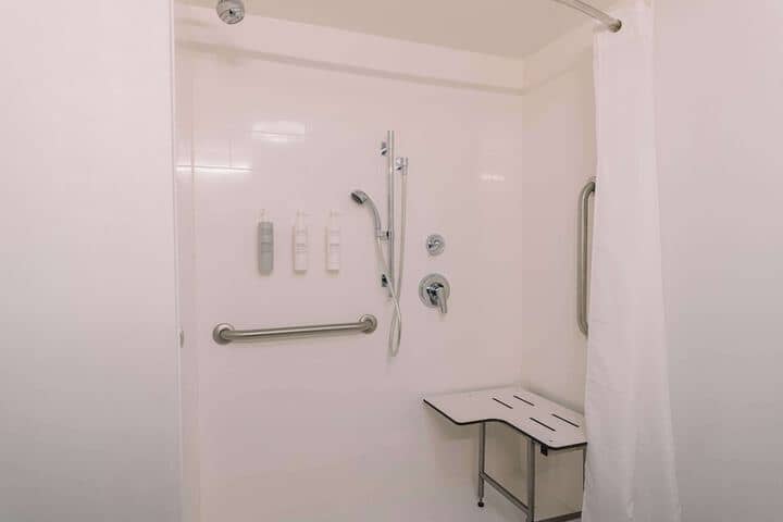 Bathroom shower