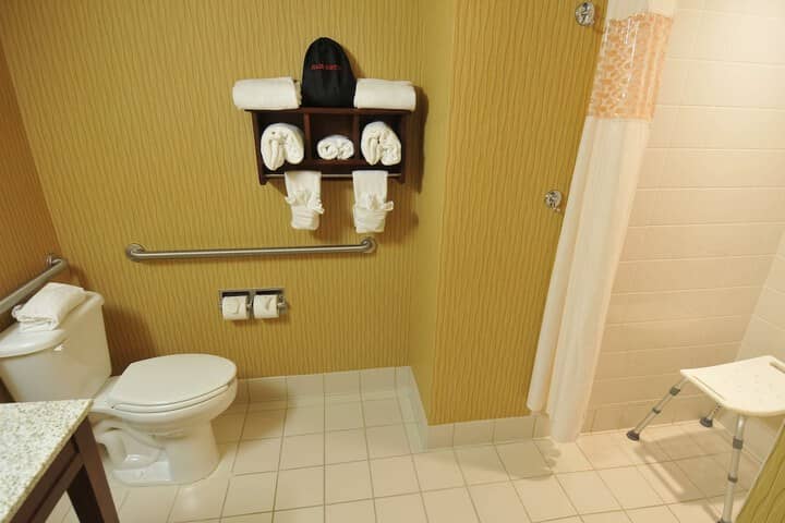 Room 23 of 39