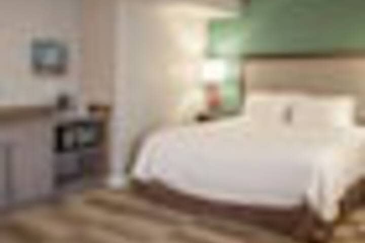 Room 17 of 291