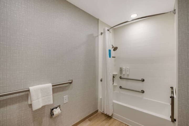 Bathroom shower