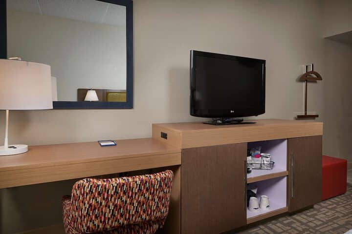 Room 13 of 29