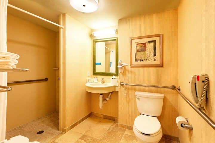 Bathroom shower
