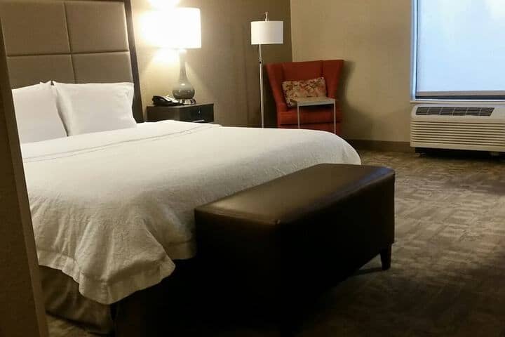 Room 7 of 25