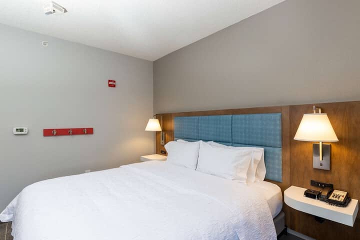 Room 16 of 53