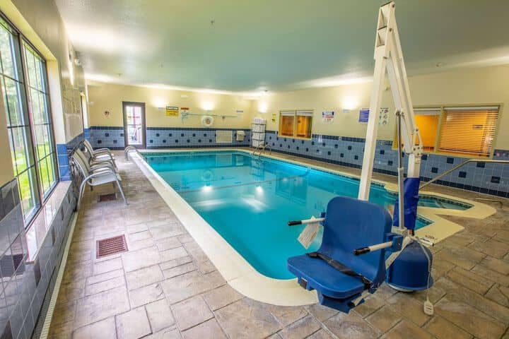 Pool 75 of 102