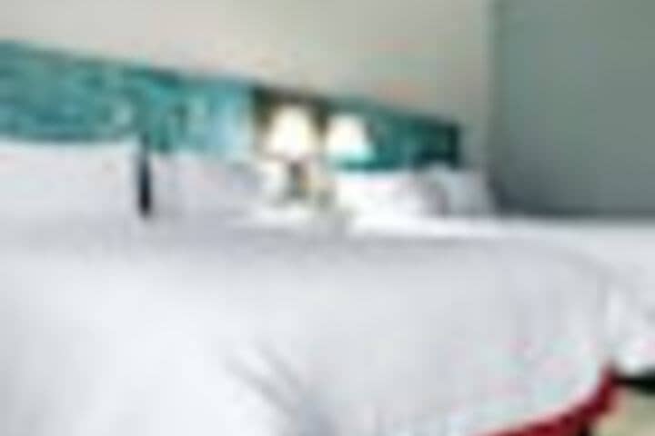 Room 32 of 78