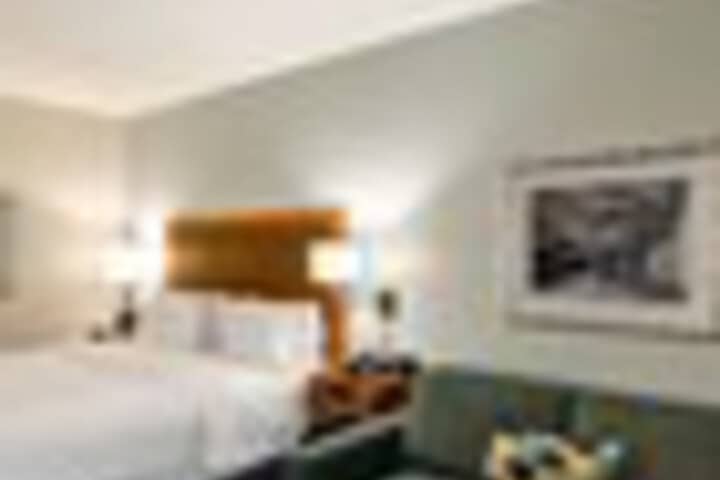 Room 44 of 96