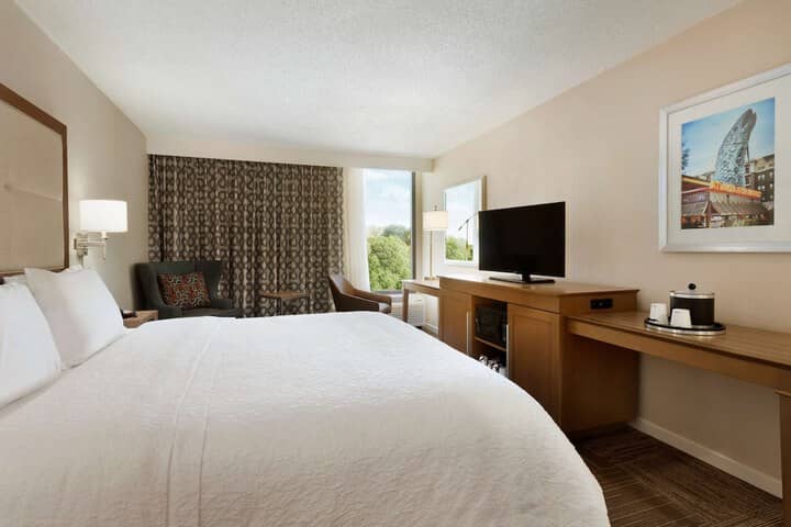 Room 5 of 30