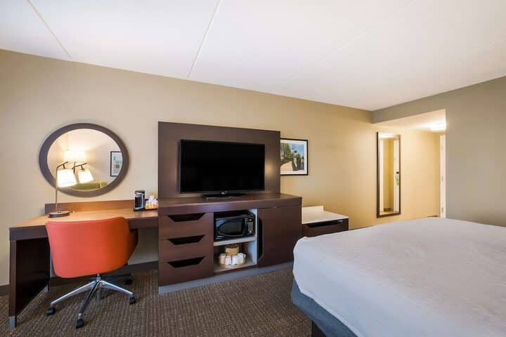 Room 15 of 63
