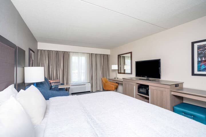 Room 33 of 135