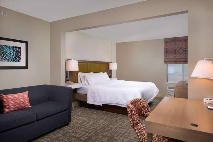 Room 9 of 29