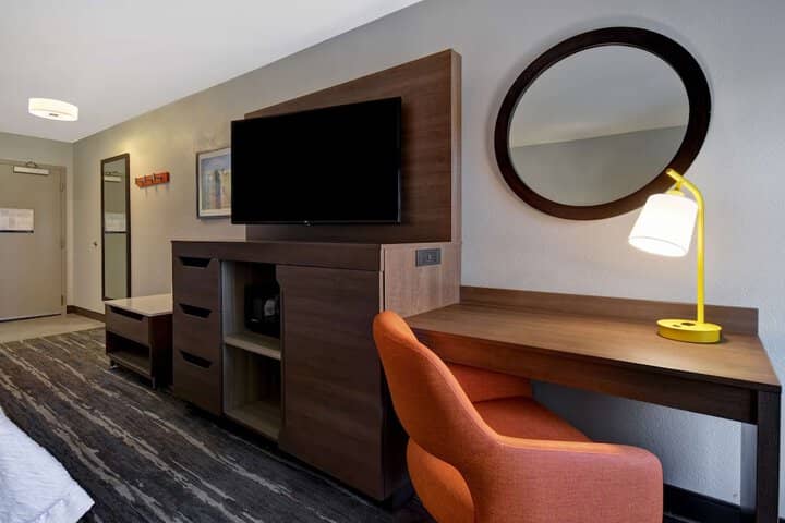 Room 13 of 45