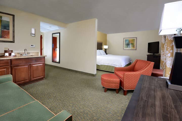 Room 13 of 49