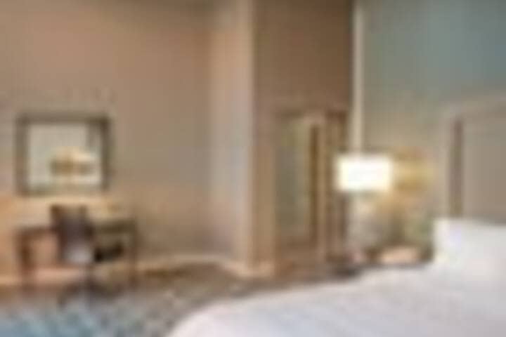 Room 71 of 291
