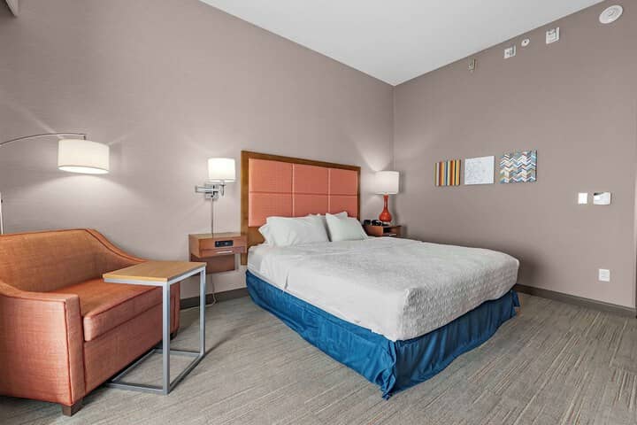 Room 40 of 78