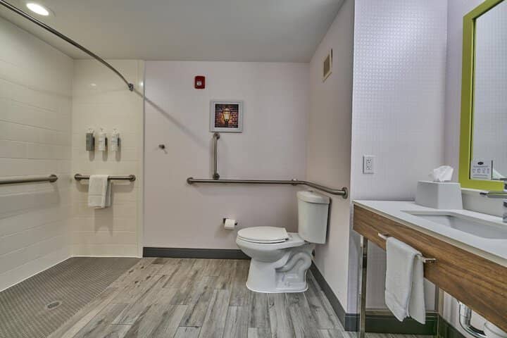 Room 18 of 27