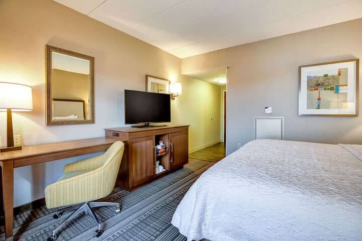 Room 26 of 55