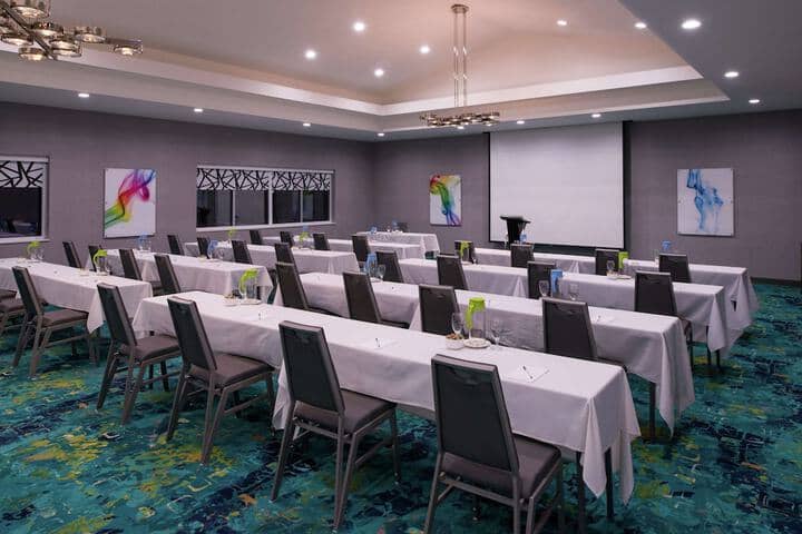 Meeting facility