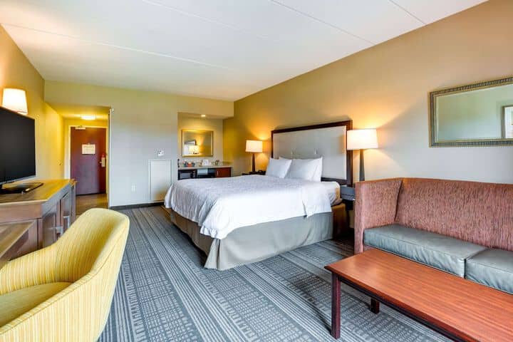 Room 10 of 55