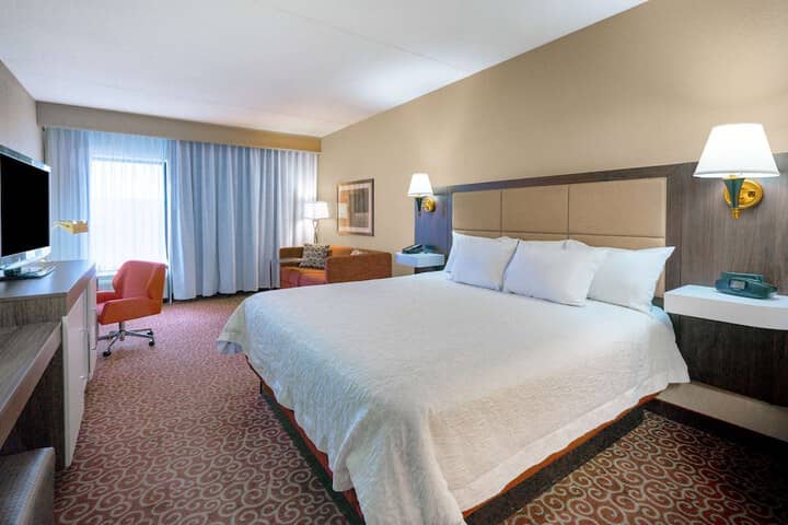 Room 12 of 22