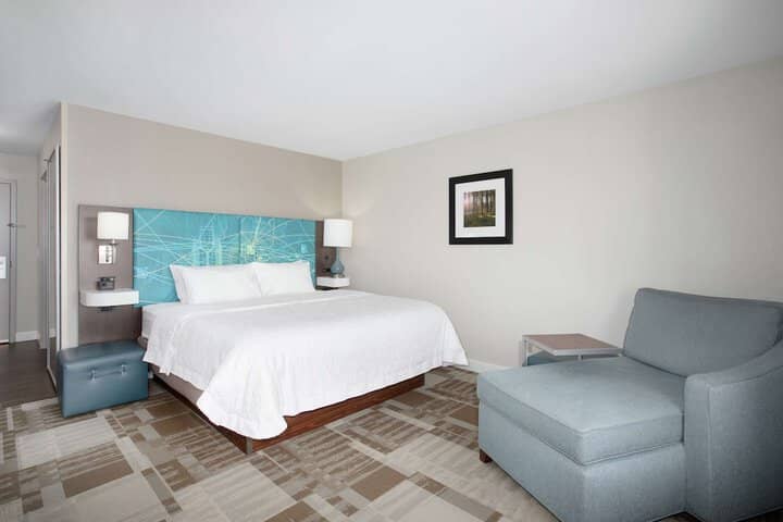 Room 18 of 37