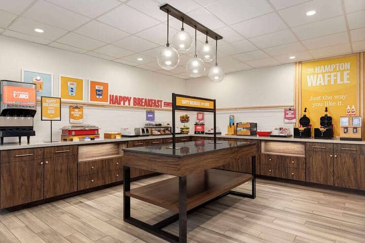 Breakfast area