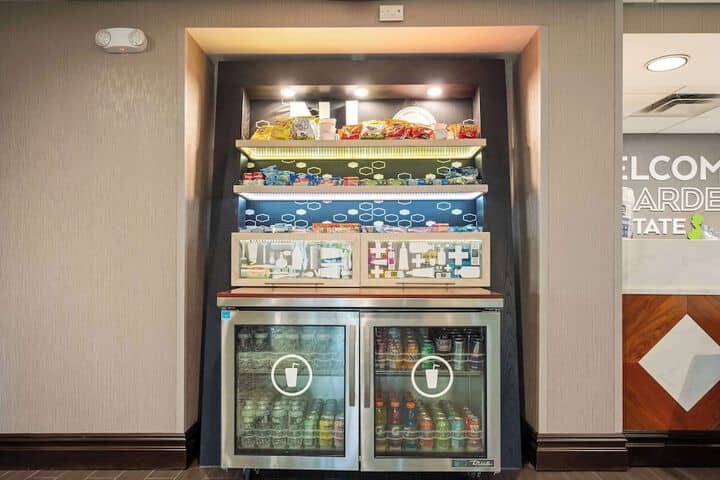 Snack bar