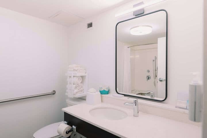 Bathroom shower
