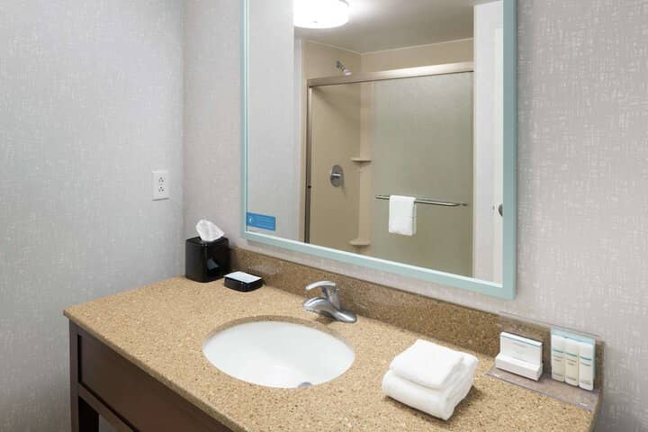 Bathroom shower