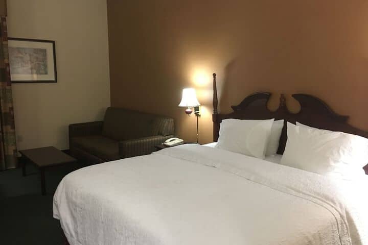 Room 8 of 42