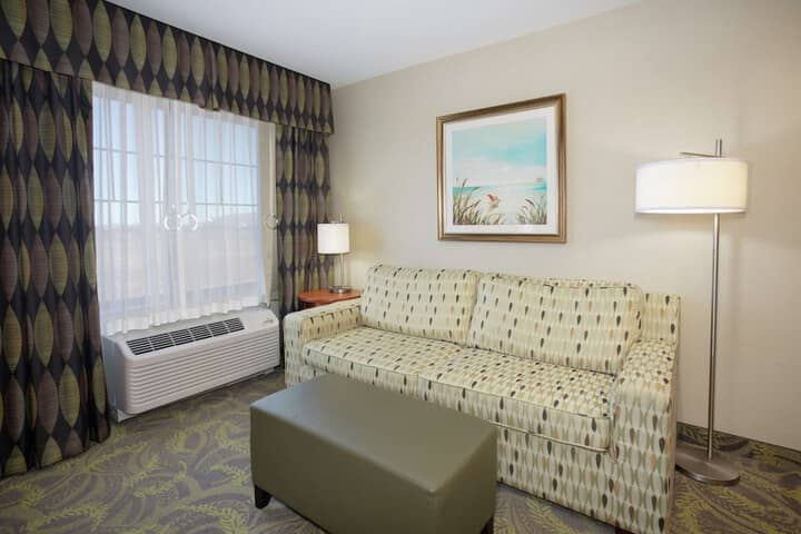 Room 49 of 80