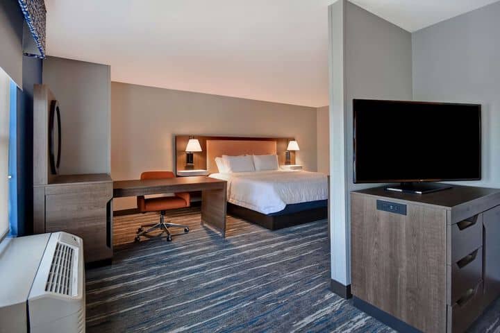 Room 12 of 45
