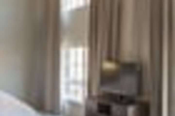 Room 14 of 291