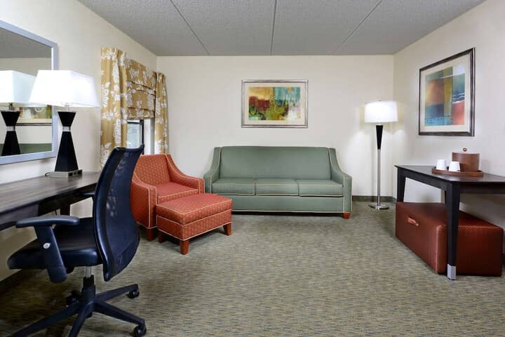 Room 17 of 49