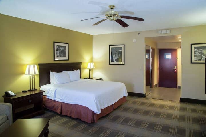 Room 14 of 79