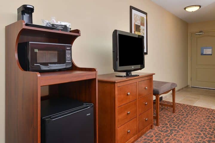 Room 18 of 32
