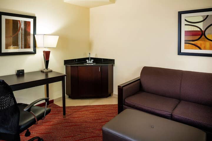 Room 17 of 70