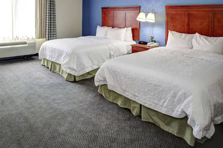 Room 7 of 27