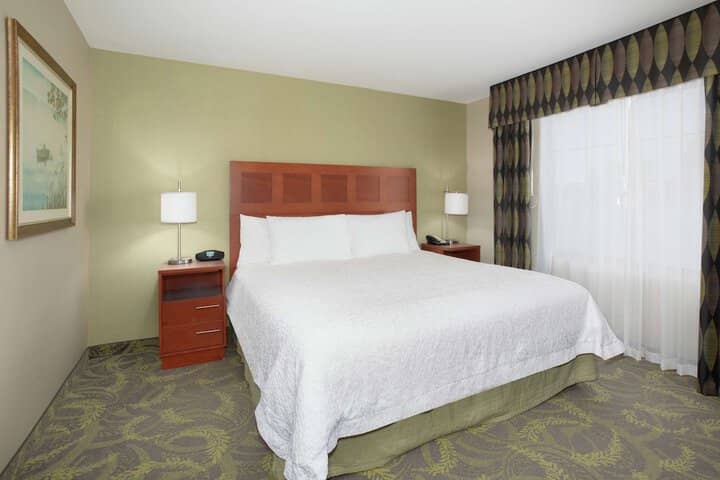 Room 43 of 80