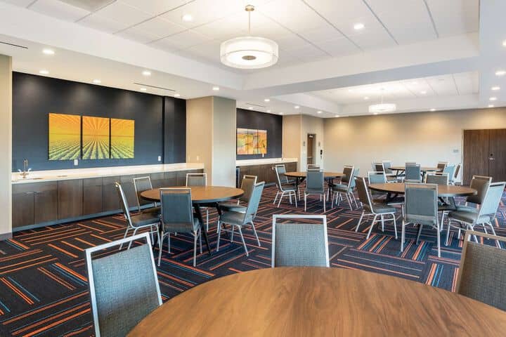 Meeting facility