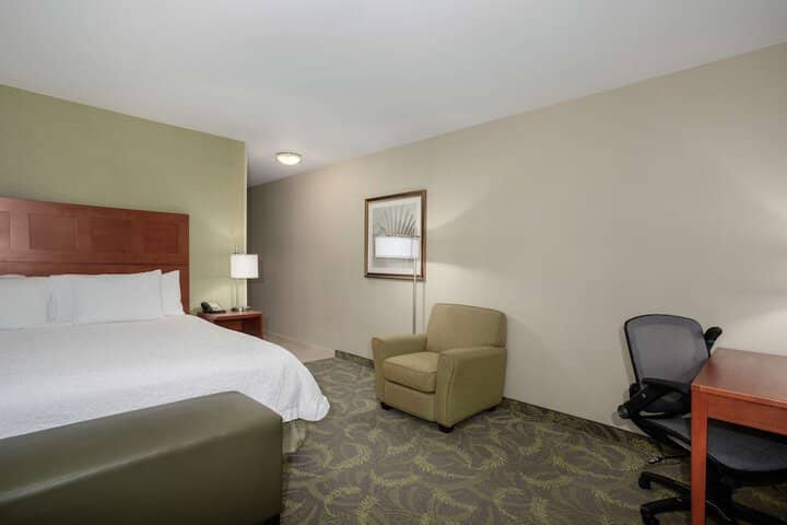 Room 31 of 80